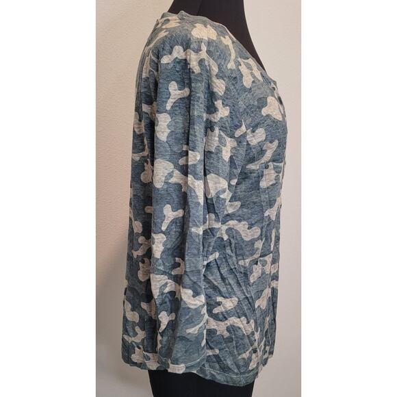 Nicole Miller Casual Luxury Camo Linen Henley V-Neck Pullover Top Medium EUC - Picture 2 of 6